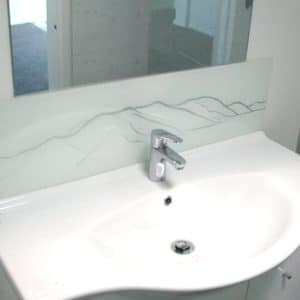 Glass vanity splashback